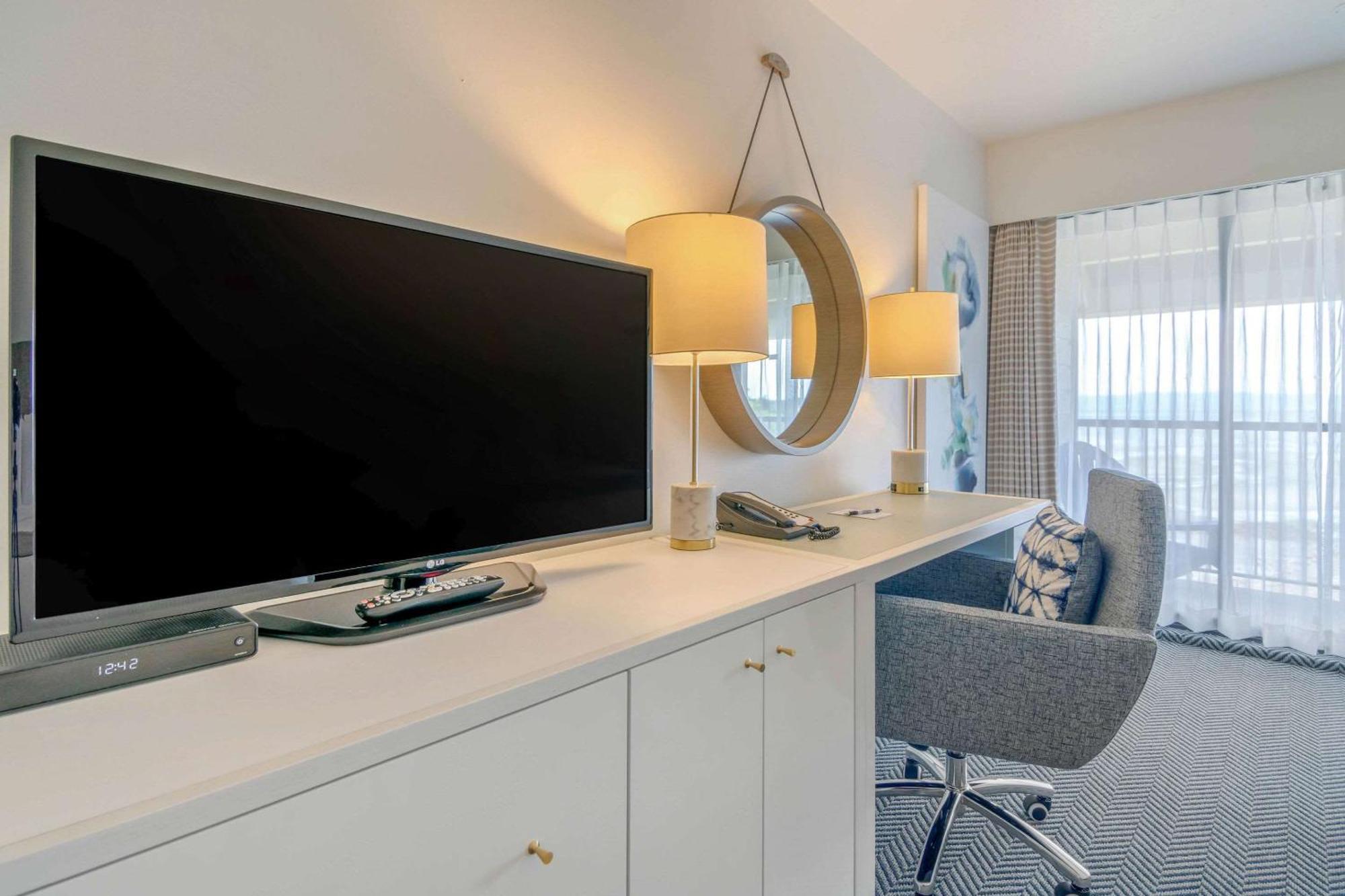 Bayside Oceanfront Resort 帕克斯维尔 外观 照片
