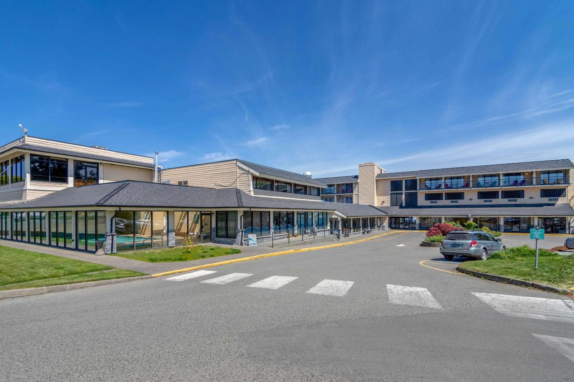 Bayside Oceanfront Resort 帕克斯维尔 外观 照片
